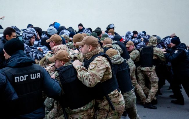 В Виннице произошла стычка с полицией на акции протеста