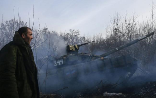 В штабе АТО опровергли информацию о танковой атаке боевиков на Мариуполь