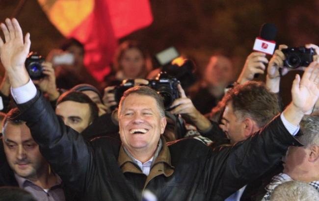 На президентских выборах в Румынии побеждает этнический немец Клаус Йоханнис