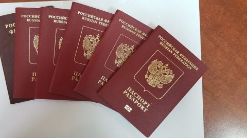 На Закарпатье блокировали канал легализации россиян в ЕС с помощью дипломатов Венгрии