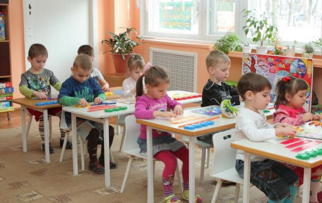 У ЛНР хочуть перевести дитячі садки на російську програму, - ОБСЄ