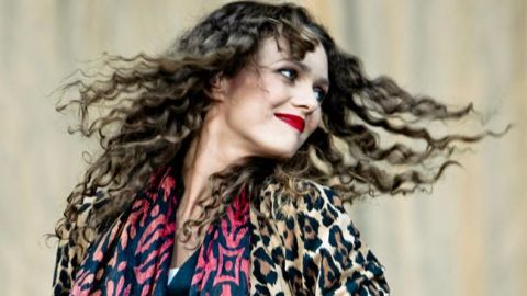 Справжній хіт: чуттєва пісня Ванесси Параді про Київ підкорила мережу