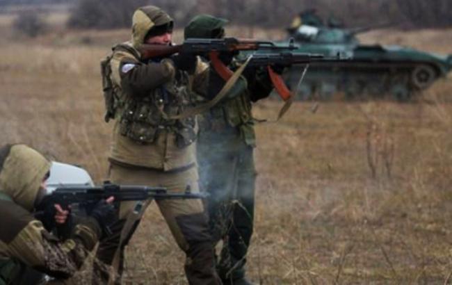 В лагерях подготовки боевиков ЛНР и ДНР отмечается острая нехватка людей, - штаб АТО