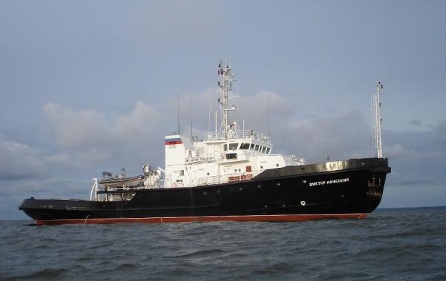 У границ Латвии зафиксировали подлодку и буксирное судно РФ