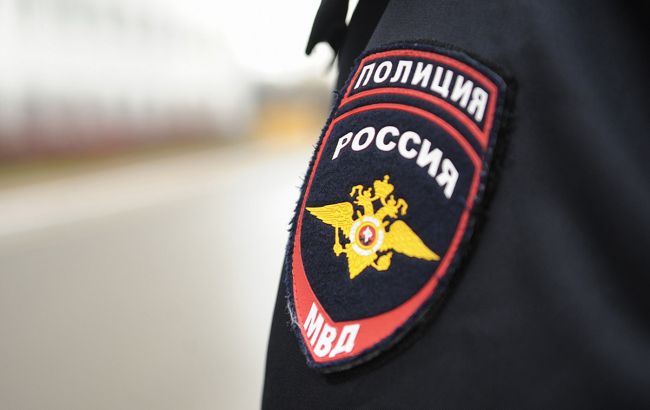 В Москве парень в камуфляже устроил стрельбу из автомата возле школы