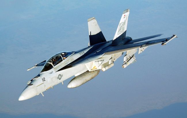 В Альпах пропав винищувач ВПС Швейцарії