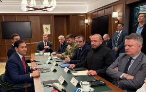 Команда Трампа між Маямі і Москвою. Головне про мирні переговори за тиждень