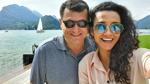 Врачи перерезали сосуд: смерть молодой жены экс-главы Минздрава обрастает скандалом