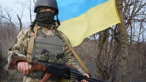 "Нас ничем и нигде не кормили": боец ВСУ поразил украинцев трогательной историей о Донбассе (фото)