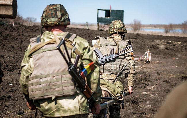 На Донбасі бойовики застосували артилерію біля Мар'їнки, - штаб