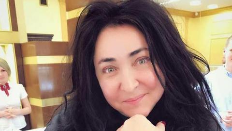 "Завжди красива": Лоліта порадувала шанувальників вдалим селфи