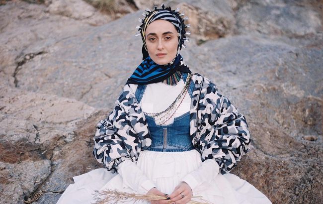 Поліція відкрила справу через фейкову довідку про поїздку Аліни Паш до Криму