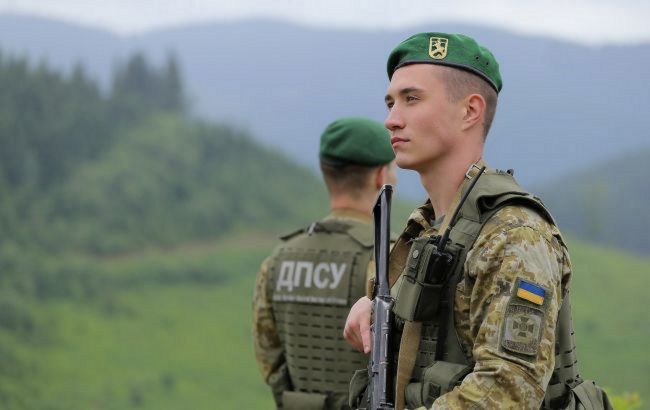 Білорусь звинуватила Україну в порушенні кордону вертольотами під час навчань