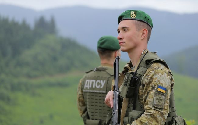 На КПВВ "Каланчак" затримали "ополченця Криму" з нагородами від окупантів