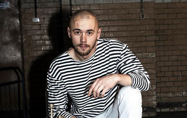 "Кому не трудно - помолитесь": известный украинский музыкант попал в тюрьму в Греции