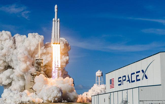 SpaceX дали дозвіл на розгортання глобального супутникового інтернету