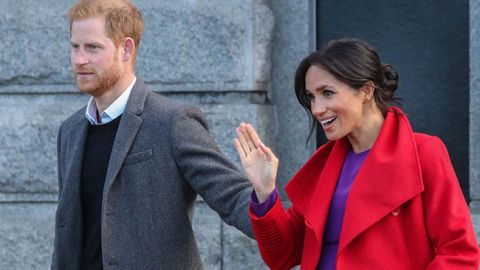 Туристы не дают покоя Меган Маркл и принцу Гарри: все подробности