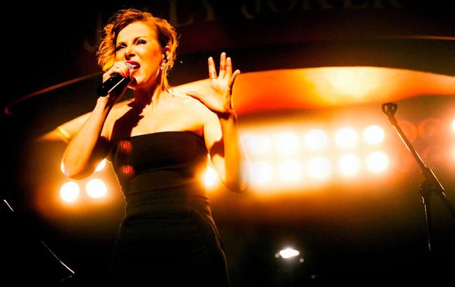 Турецкая певица попала в тюрьму за упоминание президента в песне