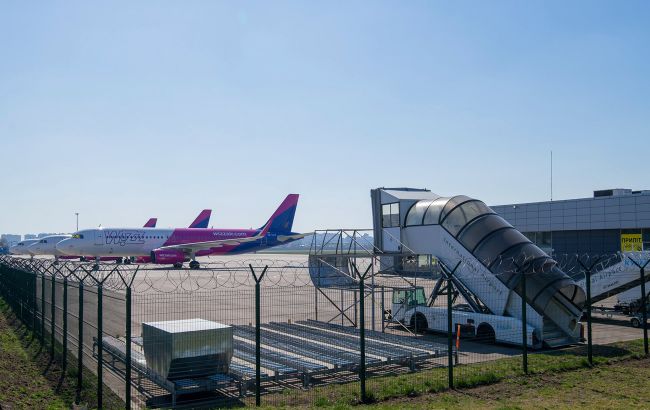 Австрія продовжила заборону на авіарейси з України