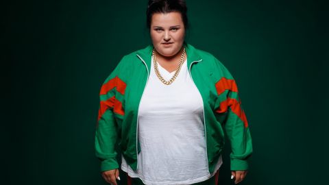 Alyona Alyona полностью разделась для нового фото