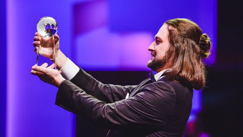 Украинец стал лучшим певцом в мире: видео выступлений победителя