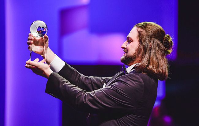 Украинец стал лучшим певцом в мире: видео выступлений победителя