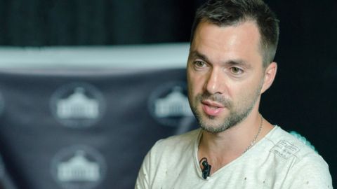 Інтенсивність ракетних ударів окупанта поступово сходитиме, - Арестович