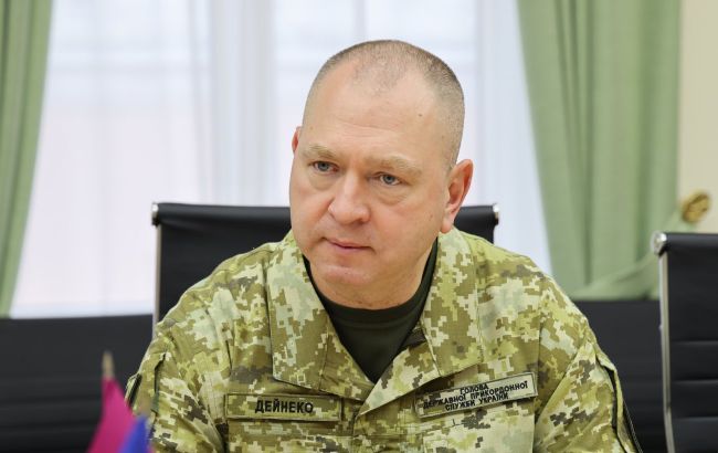 СМИ писали о "списании" экс-главы ГПСУ Дейнеко со службы: правда ли это