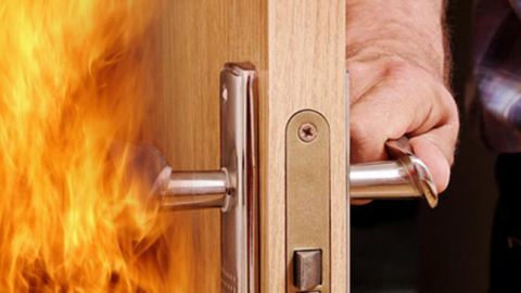 В Старобельске горел интернат, четверо погибших