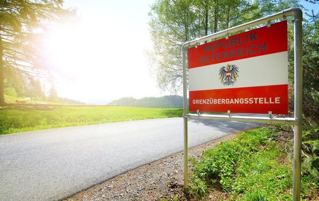 Австрия продлила действие удостоверений для беженцев из Украины