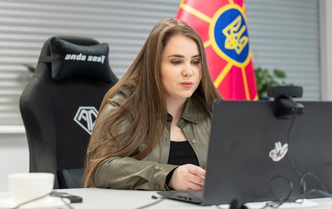 Електронні рапорти та посвідчення. У Міноборони розповіли деталі про застосунок "Армія+"