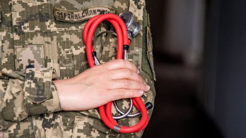 Как встать на воинский учет: пошаговая памятка-справка для женщин