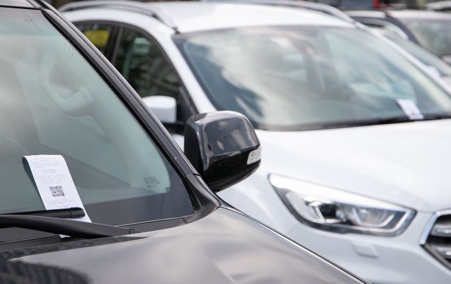 Безпідставно евакуювали автівки: у Києві викрили злочинну схему посадовців КМДА