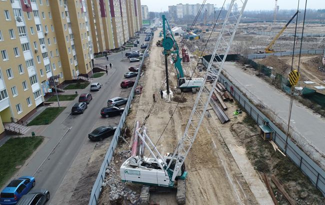Прокуратура розслідує розкрадання коштів на будівництво метро в Києві