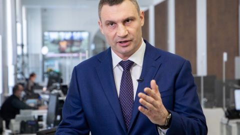 Киев готовит больницы второй волны для инфицированных COVID-19