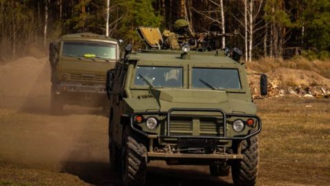 Бойовики розміщують військову техніку з порушенням лінії відведення на Донбасі, - ООС