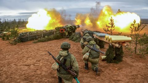 На Донбассе каждый год воюют около 800 офицеров РФ