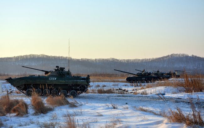 Танки, БМП і стрілецька зброя: Росія почала навчання біля кордонів з Україною