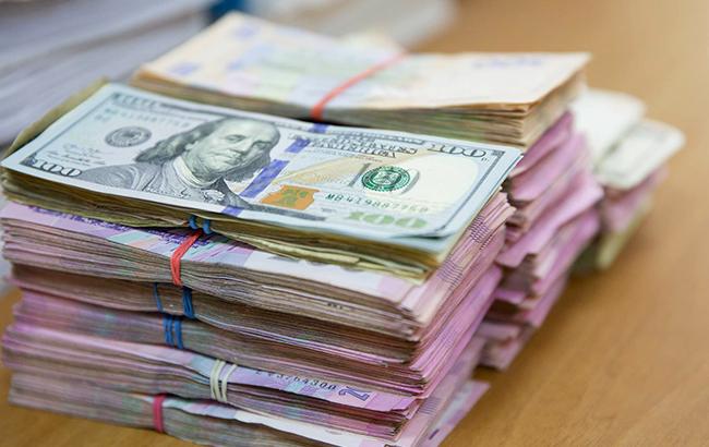 В Киеве на взятке задержали патрульного полицейского