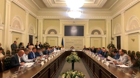 Комитет ВР рассмотрит изменения в Земельный кодекс для борьбы с рейдерством в среду