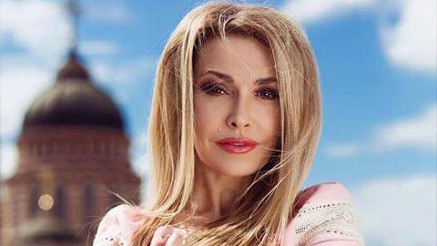 Известная украинская актриса показала фото взрослой дочери