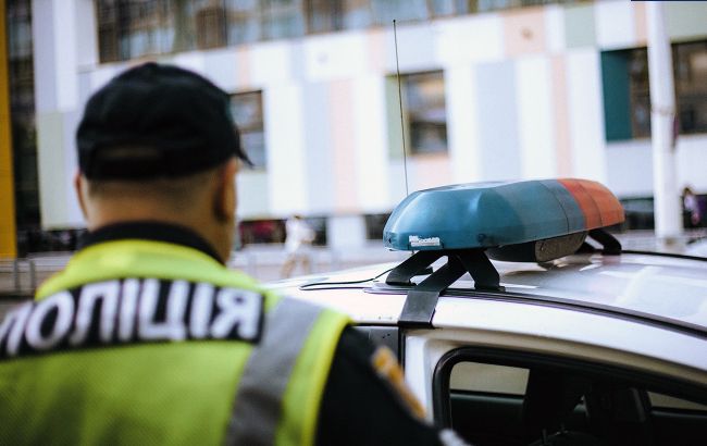 Во Львове задержали двух мужчин, напавших с ножом на полицейского вне службы