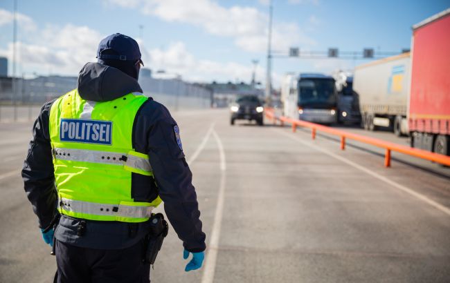 На кордоні Естонії та Росії помітили "зелених чоловічків"