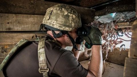 Бойовики на Донбасі з безпілотника атакували позиції ООС, поранено двох бійців