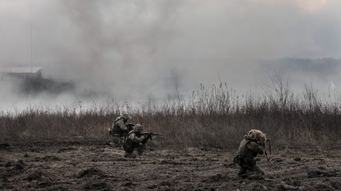 В Черниговской области украинские солдаты уничтожили две колонны противника