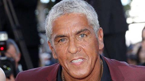 Скандальный французский актер засобирался в оккупированный Крым