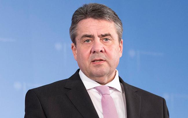 Санкции против РФ нужно сохранить до прогресса в исполнении "Минска", - глава МИД Германии