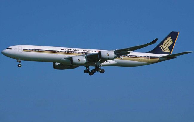 В Сингапуре посадили пассажирский самолет после звонка о бомбе на борту
