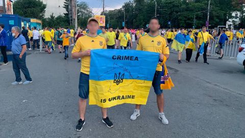 У Румунії поліція не пустила на стадіон вболівальників з банером про український Крим
