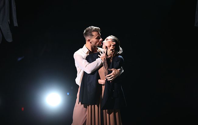 Танцы со звездами 2019: партнер Ризатдиновой назвал причину ее обморока